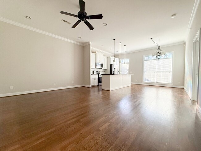 Building Photo - 2 Bedroom / 2 Bath House in Cookeville, TN!