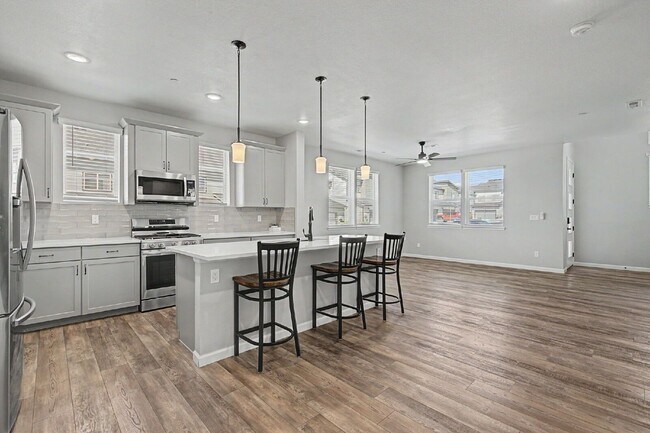 Building Photo - 1554 Rose Quartz Heights