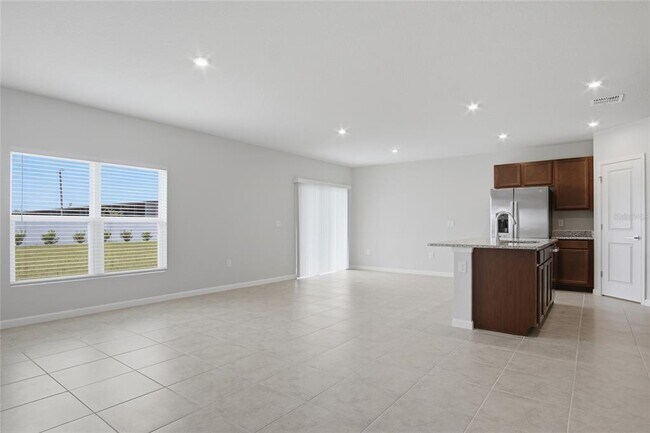 Building Photo - 724 Cantaberry Dr
