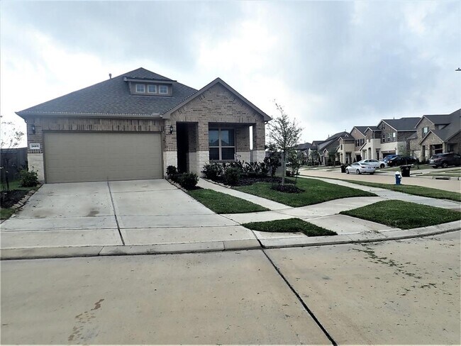 Building Photo - 24911 Prairie Briar Cir