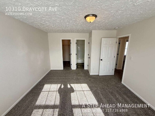 Building Photo - 10310 Draycott Ave