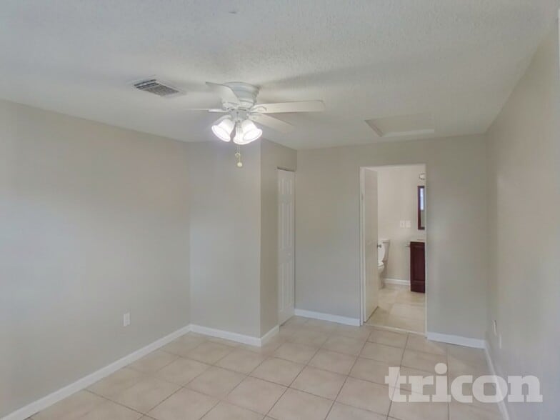 Building Photo - 804 Briarcliff Dr