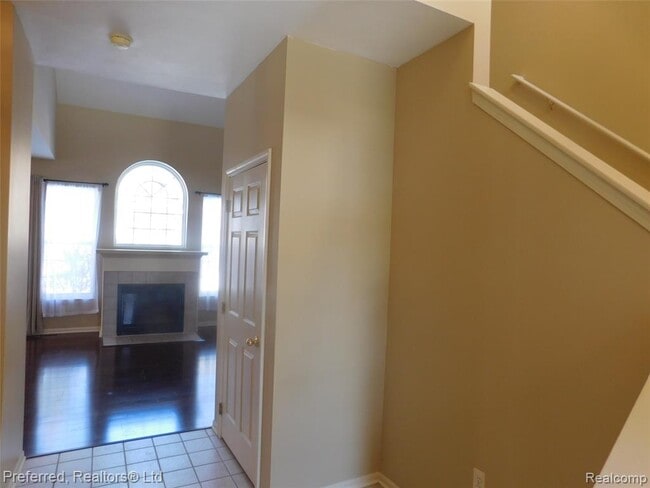 Building Photo - 43124 Providence Ln