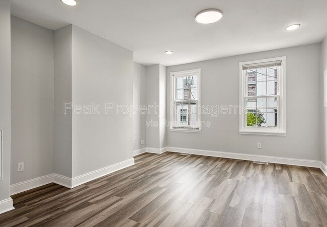 Building Photo - 2504 E Leigh St