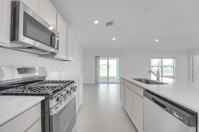 Building Photo - 6394 Windwood Wy