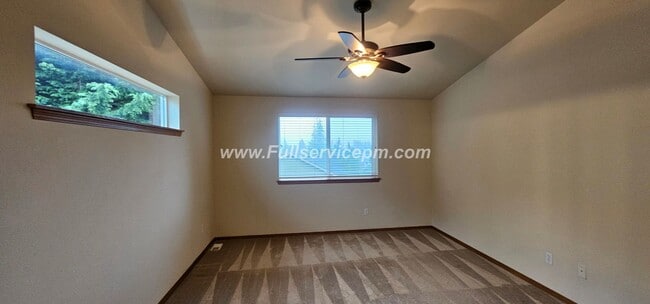 Building Photo - Beautifully Updated home in Covington WA