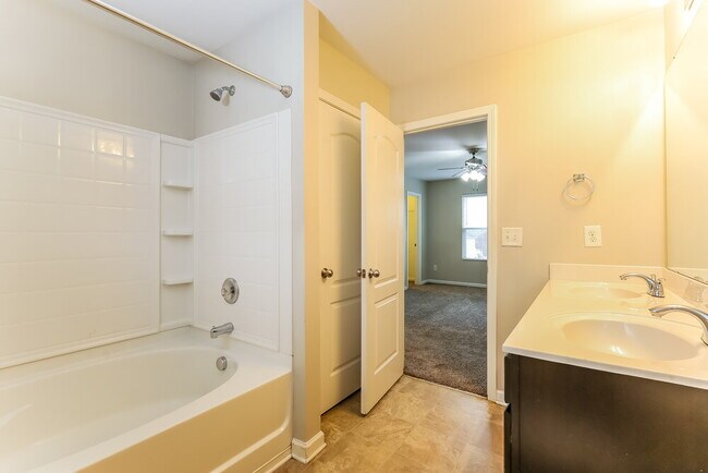 Building Photo - 12327 Bending Branch Rd