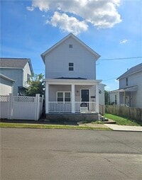 Building Photo - 418 Short St