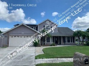 Building Photo - 1542 Thornhill Cir