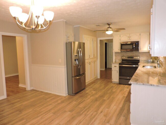 Building Photo - 5485 Willard Norris Rd