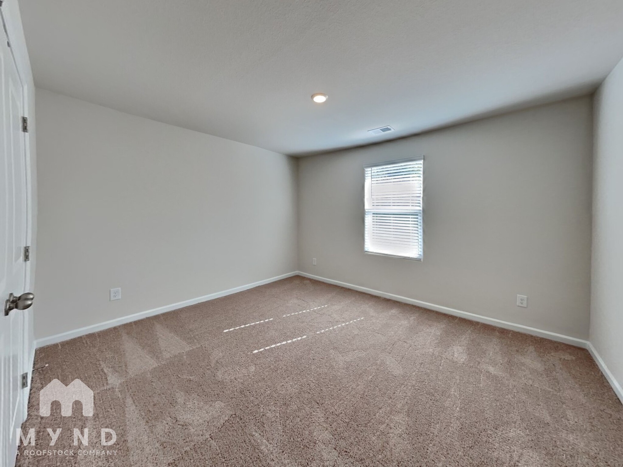 Building Photo - 138 Taverners Ln