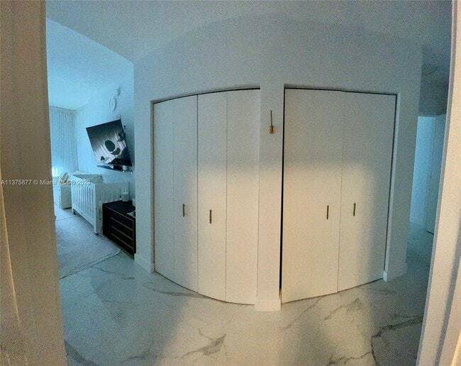 Building Photo - 330 Sunny Isles Blvd