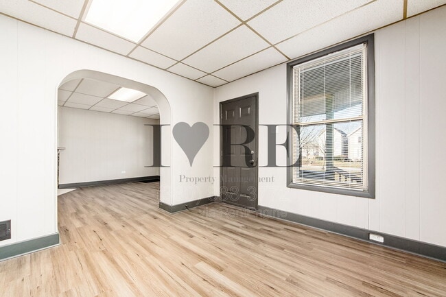 Building Photo - 158 Dakota Ave