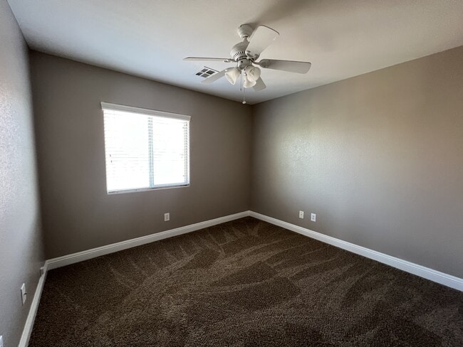Building Photo - 1081 Pleasure Ln