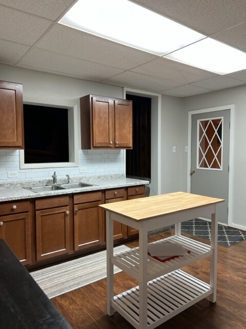 Building Photo - 303 Garnet St