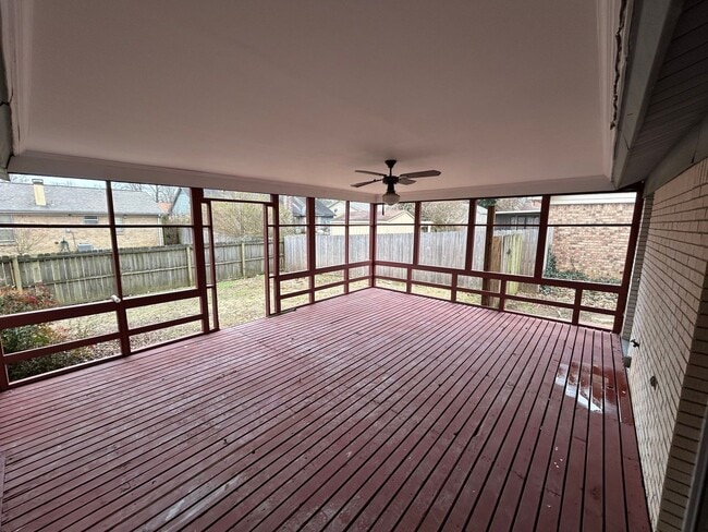 Building Photo - 5315 Yale Rd