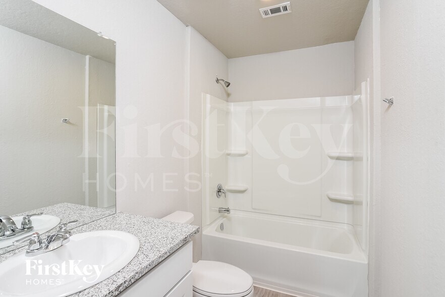 Building Photo - 1851 Morse Way