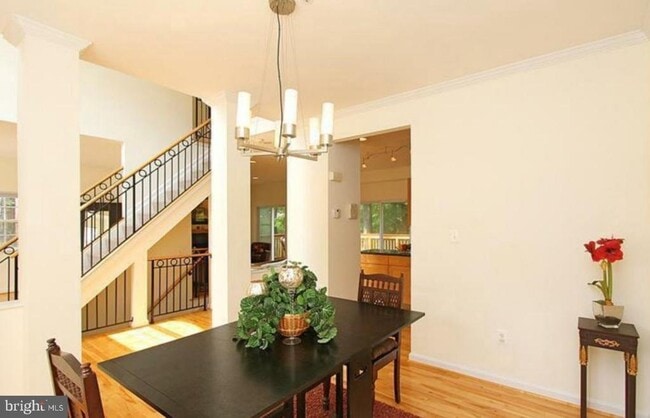 Building Photo - 713 Bonnie Meadow Ln