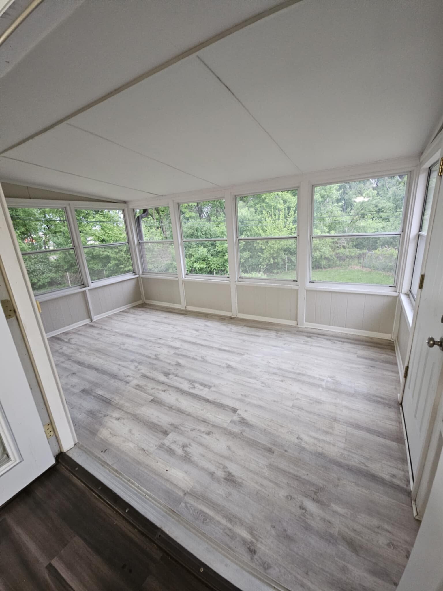 3 Season Porch - 103 Twinkle Ter
