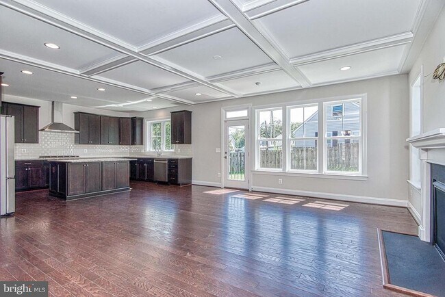 Building Photo - 3100 Greenway Blvd