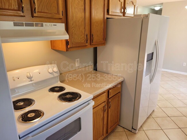 Building Photo - 111 Sunset Dr