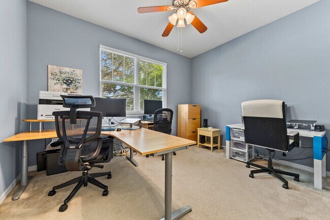 Building Photo - Corner Lot- Close to Disney- Four Bedroom Home for Rent