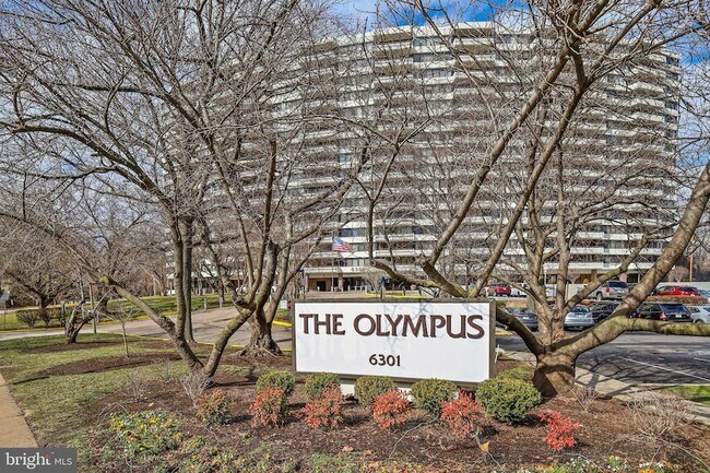 Building Photo - 6301 Stevenson Ave