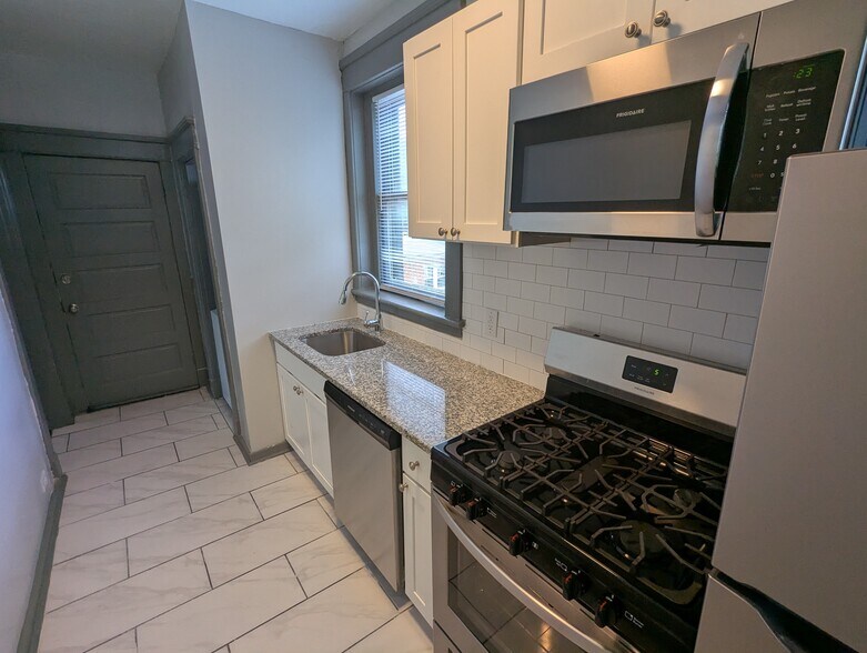 Building Photo - 2914 Idlewood Ave