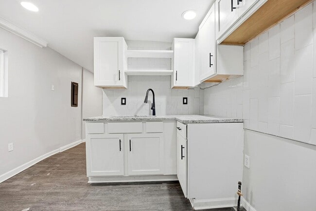 Building Photo - 1041 Market St