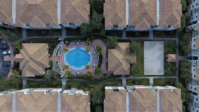 Building Photo - 9905 Baywinds Blvd