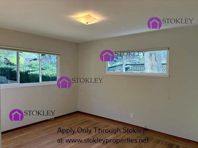 Building Photo - 1130 Laurel Dr