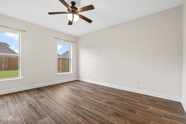 Building Photo - Check Out this 3 bed 2 bath in Shreveport