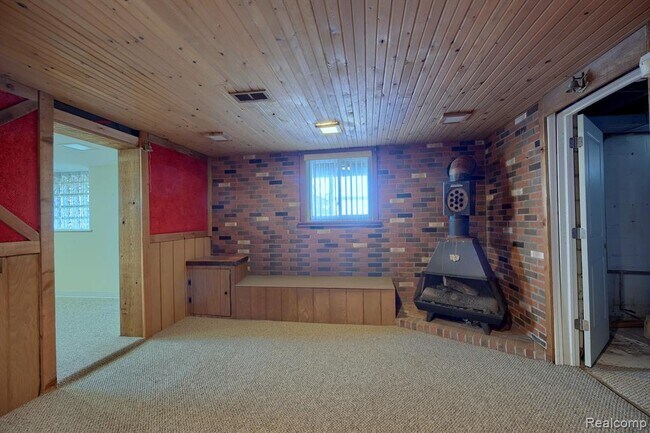 Building Photo - 3340 Windcroft St