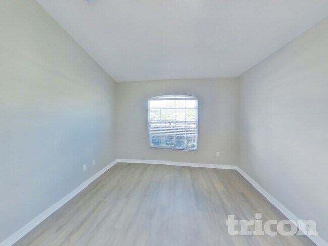 Building Photo - 2941 Grayton St