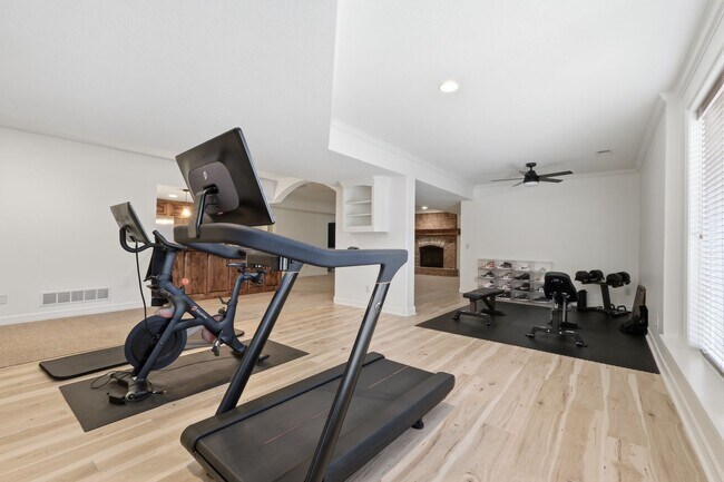 Building Photo - {10500} Luxury Living in Mills Crossing Estates +  Spacious Floorplan with Designer Finishes