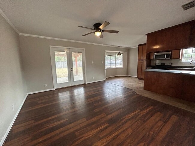 Building Photo - 5710 5th St