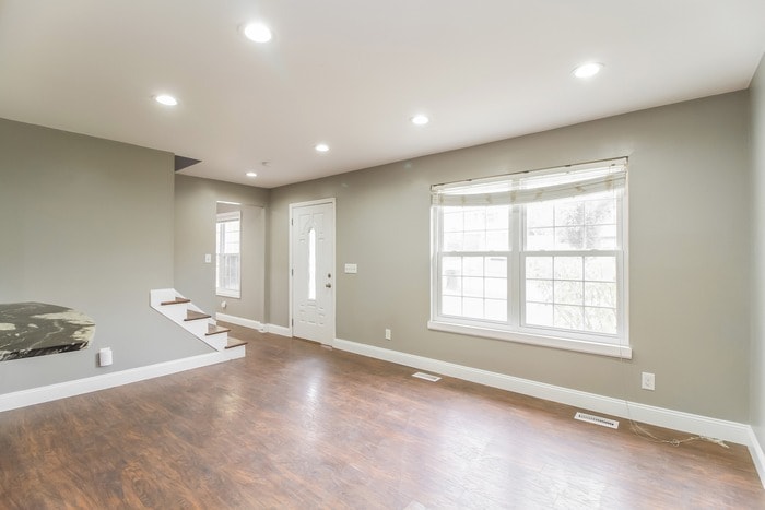 Building Photo - 4534 Hanover Dr