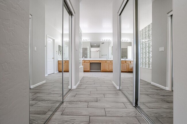 Building Photo - COMING SOON!! INCREDIBLE 5-BEDROOM 3 BATH, ALMOST 4000 SFT IN CORE CHANDLER