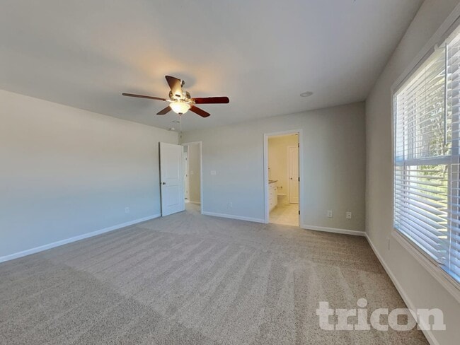 Building Photo - 110 Shore