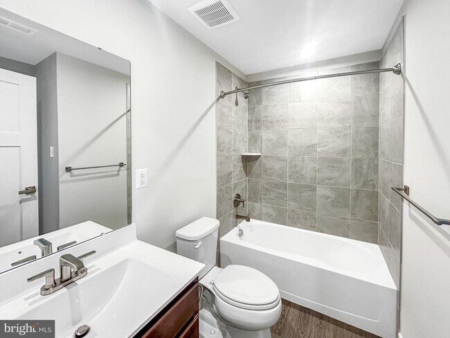 Building Photo - 1785 Atlas Dr