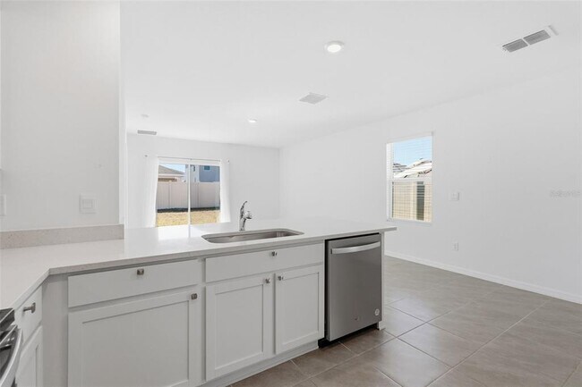 Building Photo - 33358 Regent Canal St