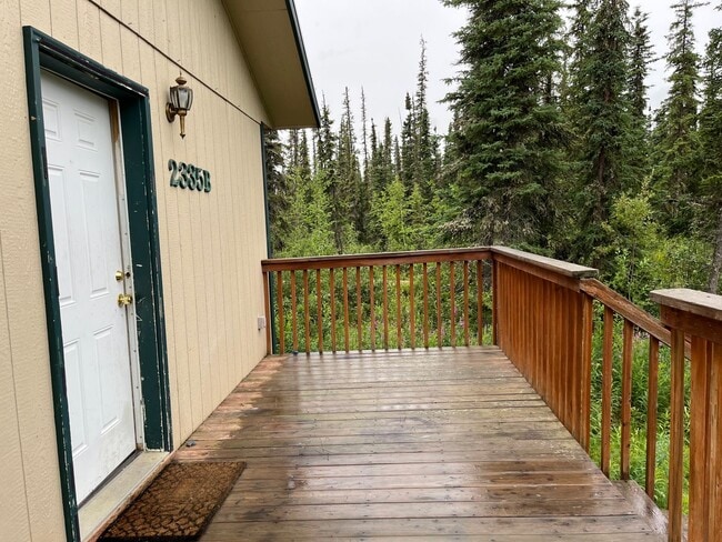 Building Photo - 2335 Maria St