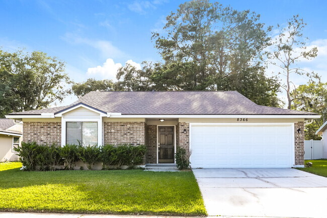 Building Photo - 8366 Knotts Landing Dr E