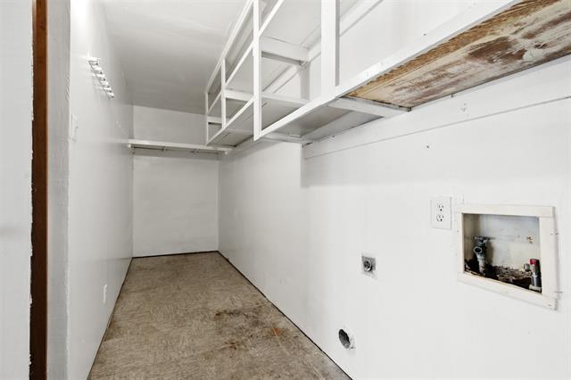Building Photo - 215 Jasanda Way