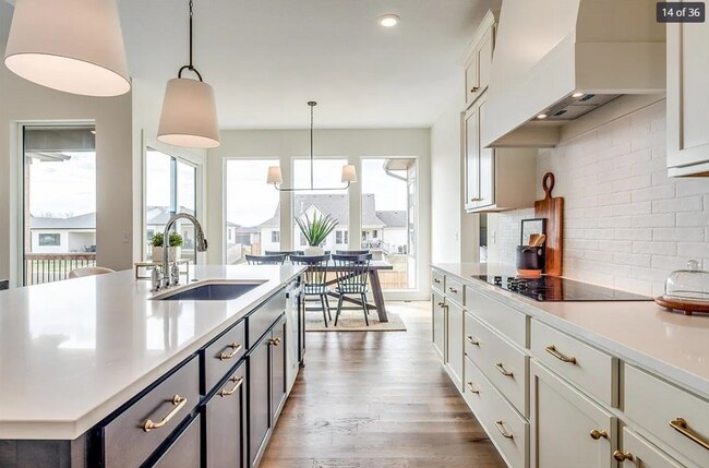 Building Photo - 113 N Ciderbluff St