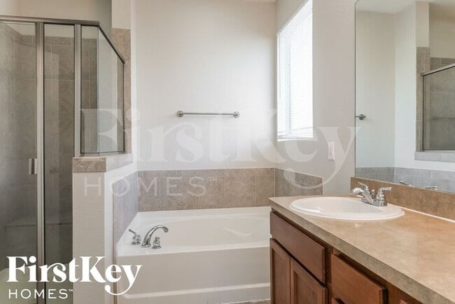 Building Photo - 1415 Sax Leigh Dr