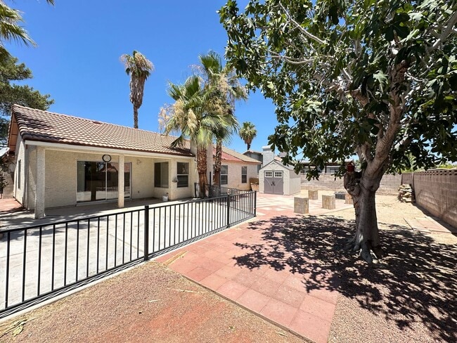 Building Photo - Desert Breeze Amd