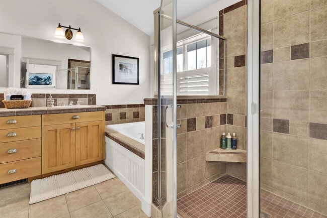Building Photo - 5722 W Hidden Springs Dr