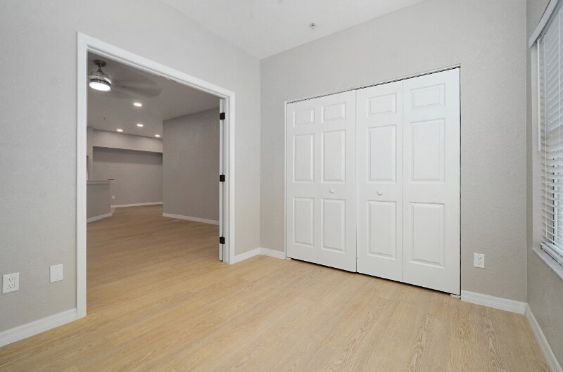 Building Photo - 826 Camargo Way