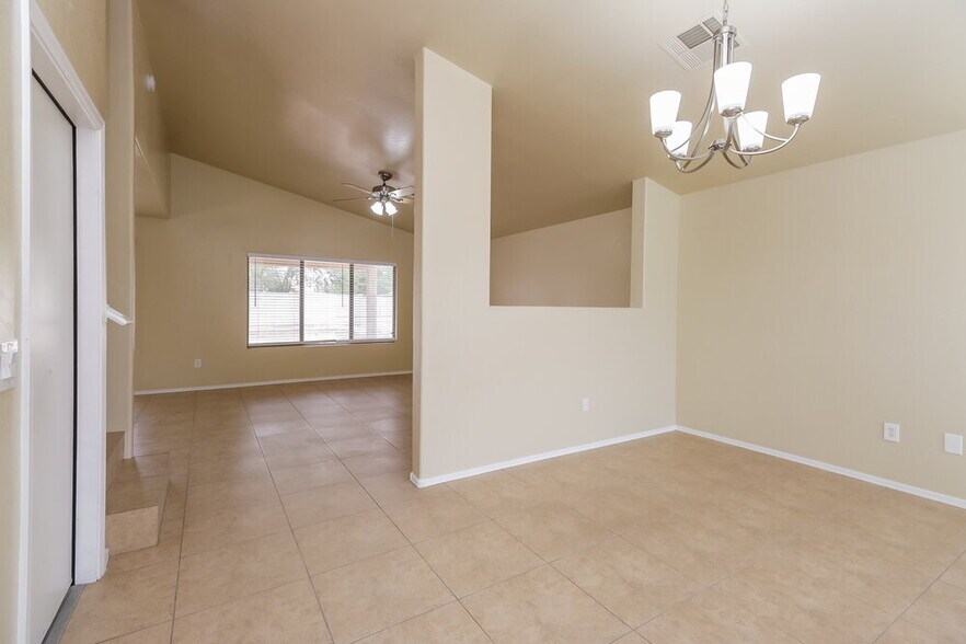 Building Photo - 6760 N 77th Ave